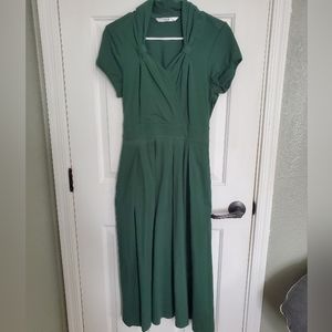 Green maxi dress
